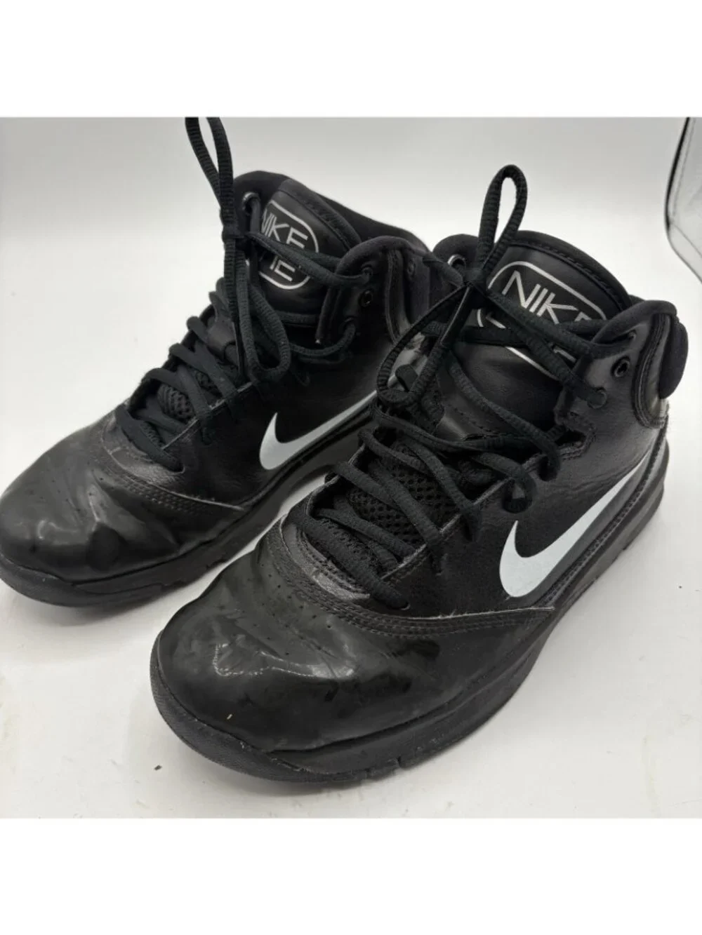 Nike Closer IV Boys GS Basketball Shoes Black White Sz 4Y 426524-012